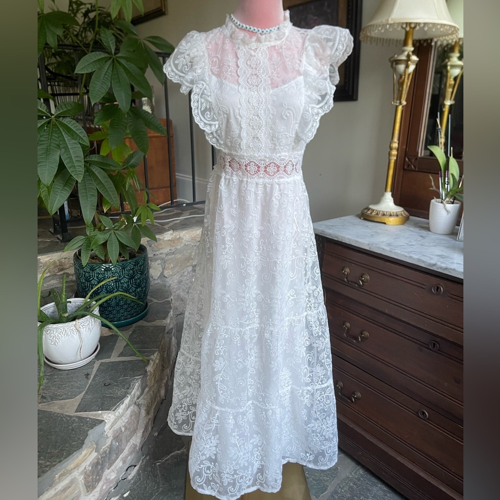 Simplee Apparel White Lace Midi Dress with Flutter Sleeves